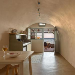 Sublime Villa & Caves Santorini Greece