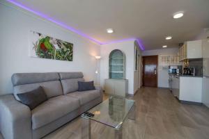 Fantanstico apartamento sobre el mar