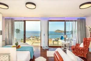 Blue Suite by Cosmos - 普拉塔尼亚斯