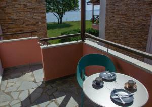 Beachfront stylish maisonette in Ierissos Halkidiki Greece