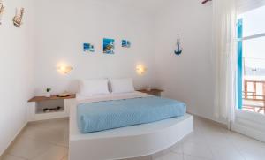 Anita Rooms & Apartments Milos Greece