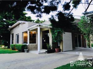 Hotel Barrancas San Pedro