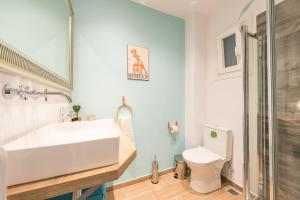 Gorgeous & Modern At Ampelokipi Metro Station By Greece Apartments