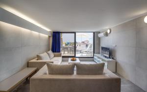 Gevoni Deluxe Suites