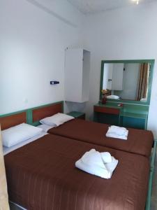 Twin Room room in Rose Garden Rooms
