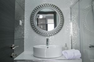 Anemos Luxury Apartments