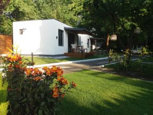 Gkaras Campsite & Apartments Olympos Greece