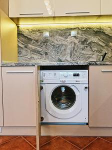 Spacious and Bright Maisonette Varna Center