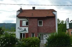 Mystic River Design Hostel - Divčibare