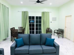 Atocha Homestay - Terong@Taiping