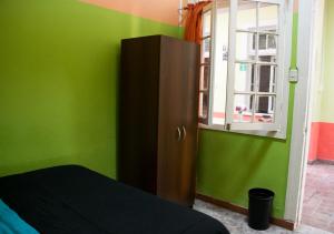 Hostal Tricontinental