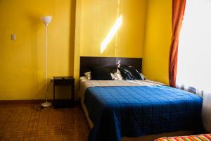 Hostal Tricontinental