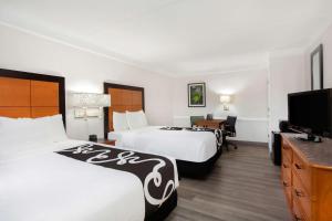 Double Room with Two Double Beds room in La Quinta Inn by Wyndham Fort Myers Central