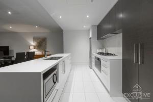 Exclusive Stays - Prima Tower