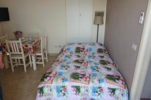 Cambre Apartments