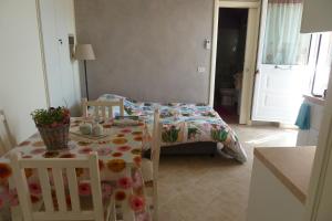 Cambre Apartments