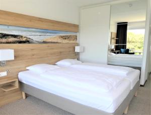 Double Room with Terrace room in Strandhotel de Horn