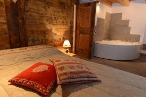 Vieilles Maisons DIntrod