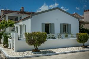 Olvio Living by the Sea Kefalloniá Greece