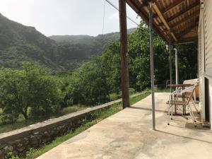Thanasis house