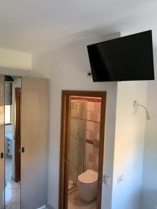Zweibettzimmer mit eigenem Bad
