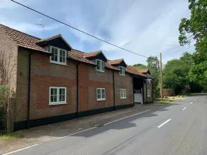 Fornham Guest House - Windlesham