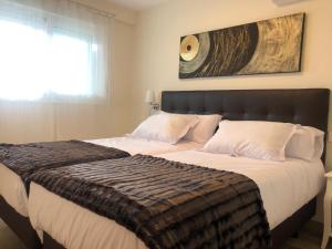 GR LUXURY APARTMENT FIRST LINE BEACH