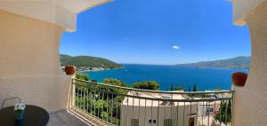 Fedra Apartments Poros-Island Greece