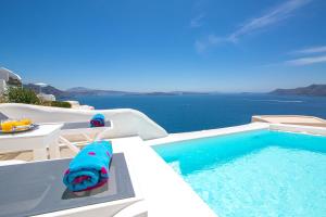 Alexander's Suites Santorini Greece