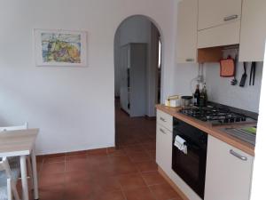 Grazioso appartamento tra cultura, lago e montagna