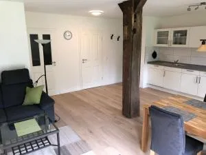 Modernes Apartment in ruhiger Lage, 70qm, 4 Personen - Barum