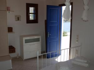 Ornos Seaside Blue Villas Myconos Greece