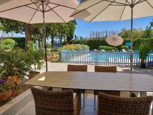 B&B / Chambres d'hotes La Luberonne : photos des chambres