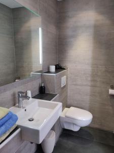 B&B / Chambres d'hotes La Luberonne : photos des chambres