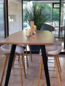 Hotels ibis Styles Arles Palais des Congres : photos des chambres