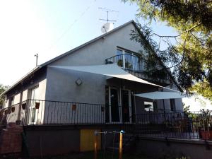 Apartament Vöröshegyi Panzió Balatonalmádi Węgry