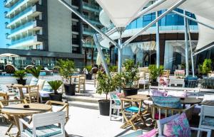 White Tower ApartHotel