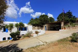 O&K 3-Bedroom Villa with Sea view, Golden Beach, Paros Paros Greece