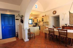 O&K 3-Bedroom Villa with Sea view, Golden Beach, Paros Paros Greece