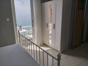 Pillbox Seafront Studios and Apartments