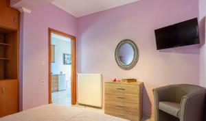 family house nikos 2