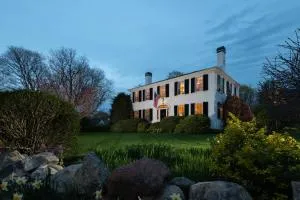 Candleberry Inn on Cape Cod - East Brewster