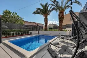 Lulani Makarska pool apartment - Makarská