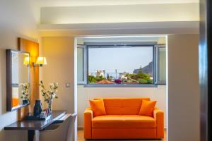 Suite 2 rooms with Pool View