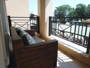 SEAVIEW BG Beach Front Suites