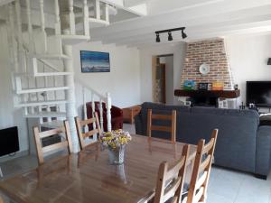 Maisons de vacances Gite Tromenec : Maison 3 Chambres