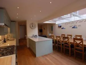 Sunny Mount - 廷茅斯