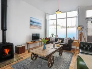 Gwalia Stores - Llanfaes