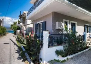 Kris&Strato's Studio - 利吉亚