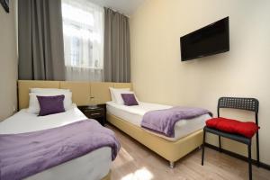 Standard Twin Room room in Hotel Orange Leninsky Avenue